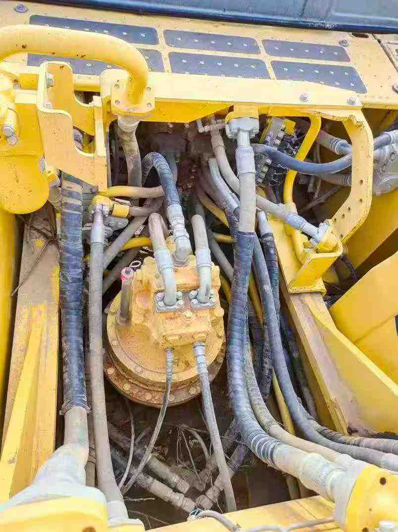 Used Komatsu PC60 Excavator 2017 Model / 6