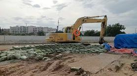 Buy Komatsu PC200 Used Excavator / 2 Used Komatsu PC200 Excavator 2016 Model / 2