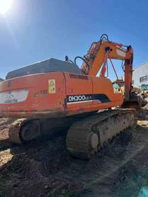 Buy Doosan DL300 Used Excavator / 2 Used Doosan DL300 Excavator 2013 Model / 2