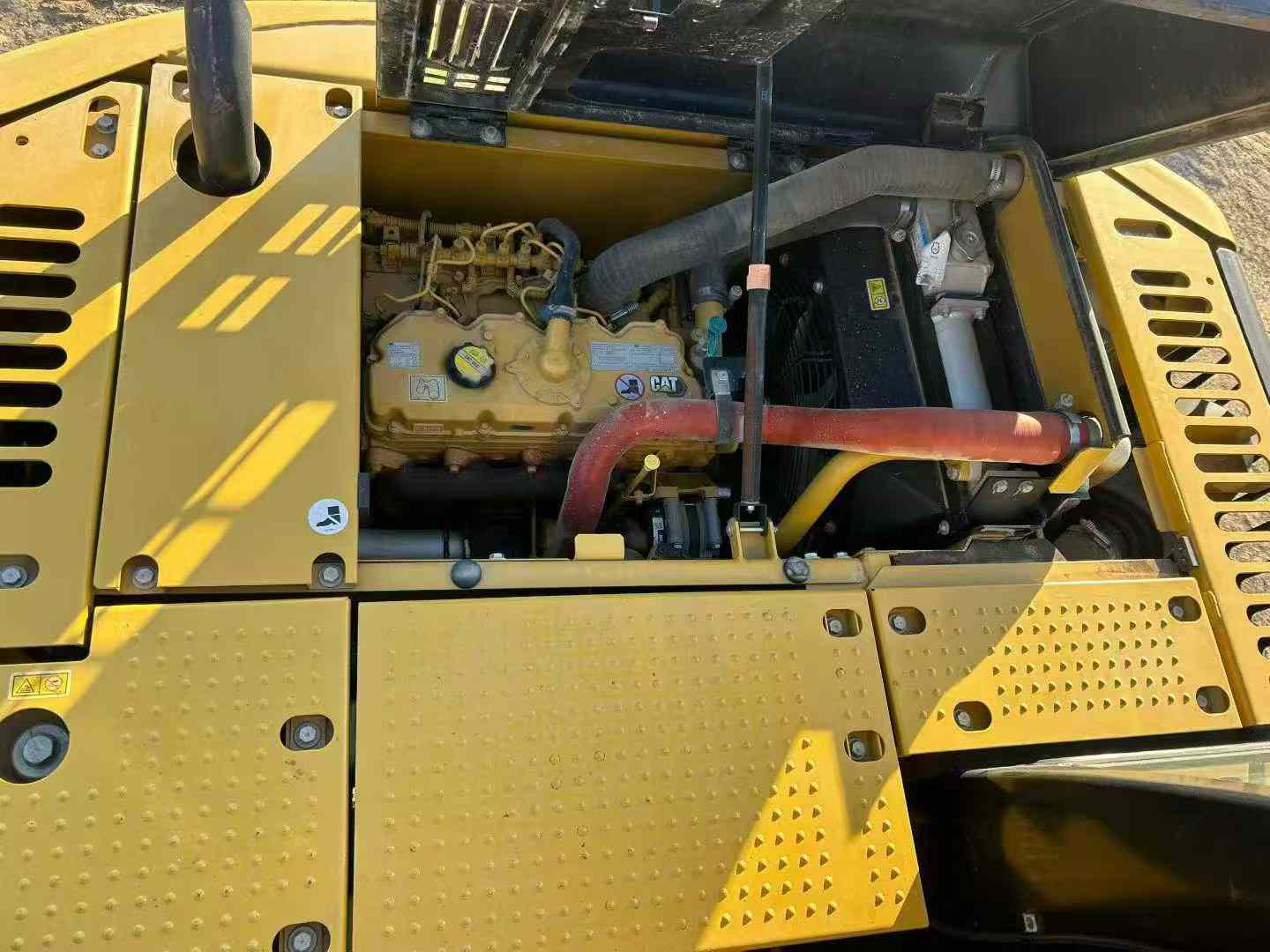 Used Caterpillar CT240 Excavator 2020 Model / 7