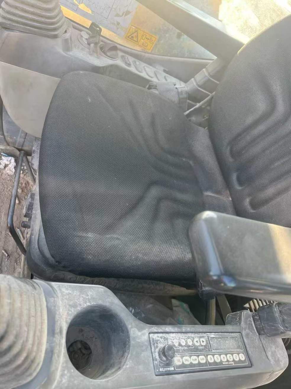 Used Komatsu PC200LC-8 Excavator 2016 Model / 3