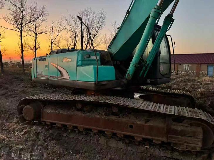 Buy Kobelco SK350LC SuperX Used Excavator / 1