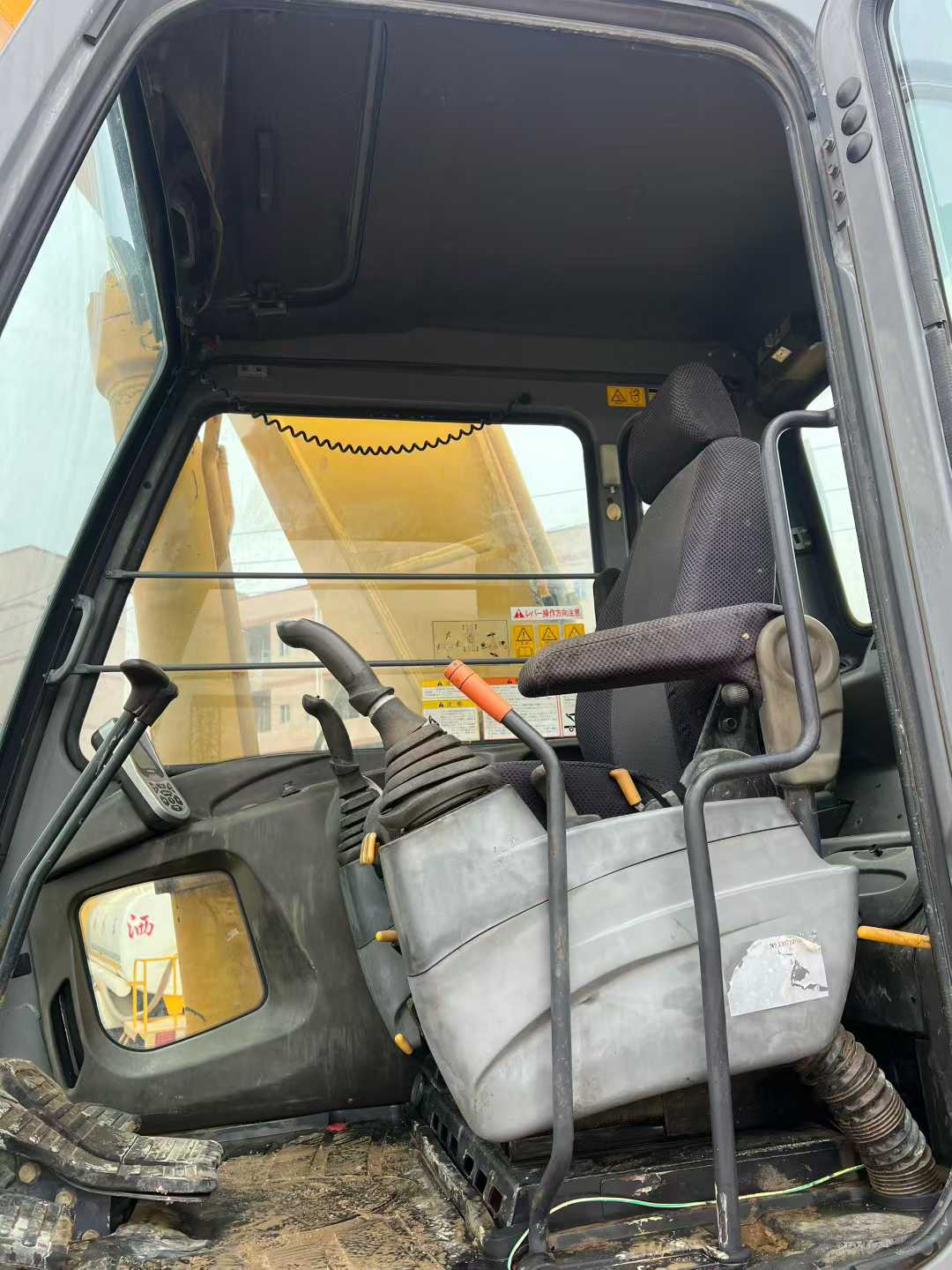 Used Kato HD1430V Excavator 2016 Model / 6