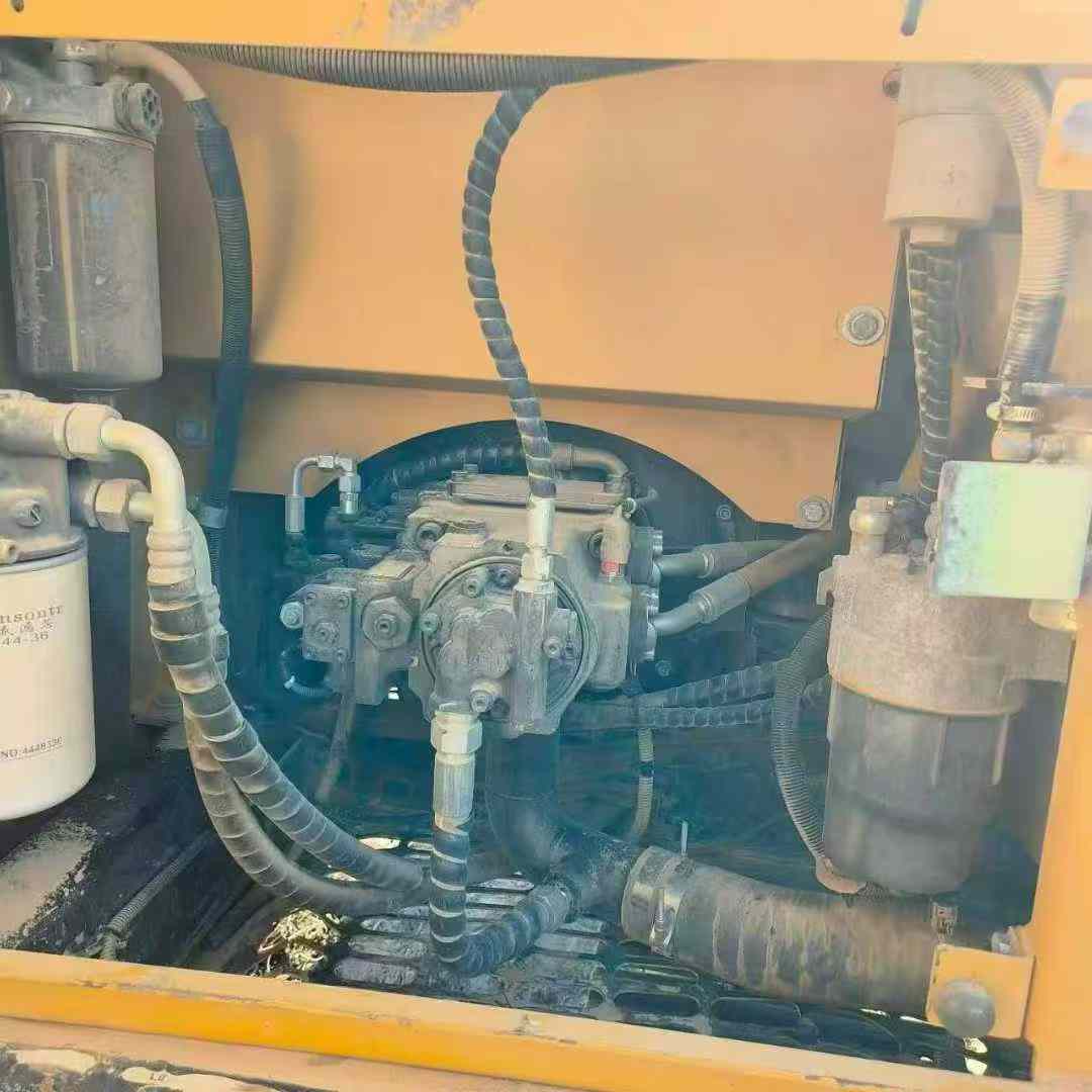 Used Sany SY135 Excavator 2020 Model / 4