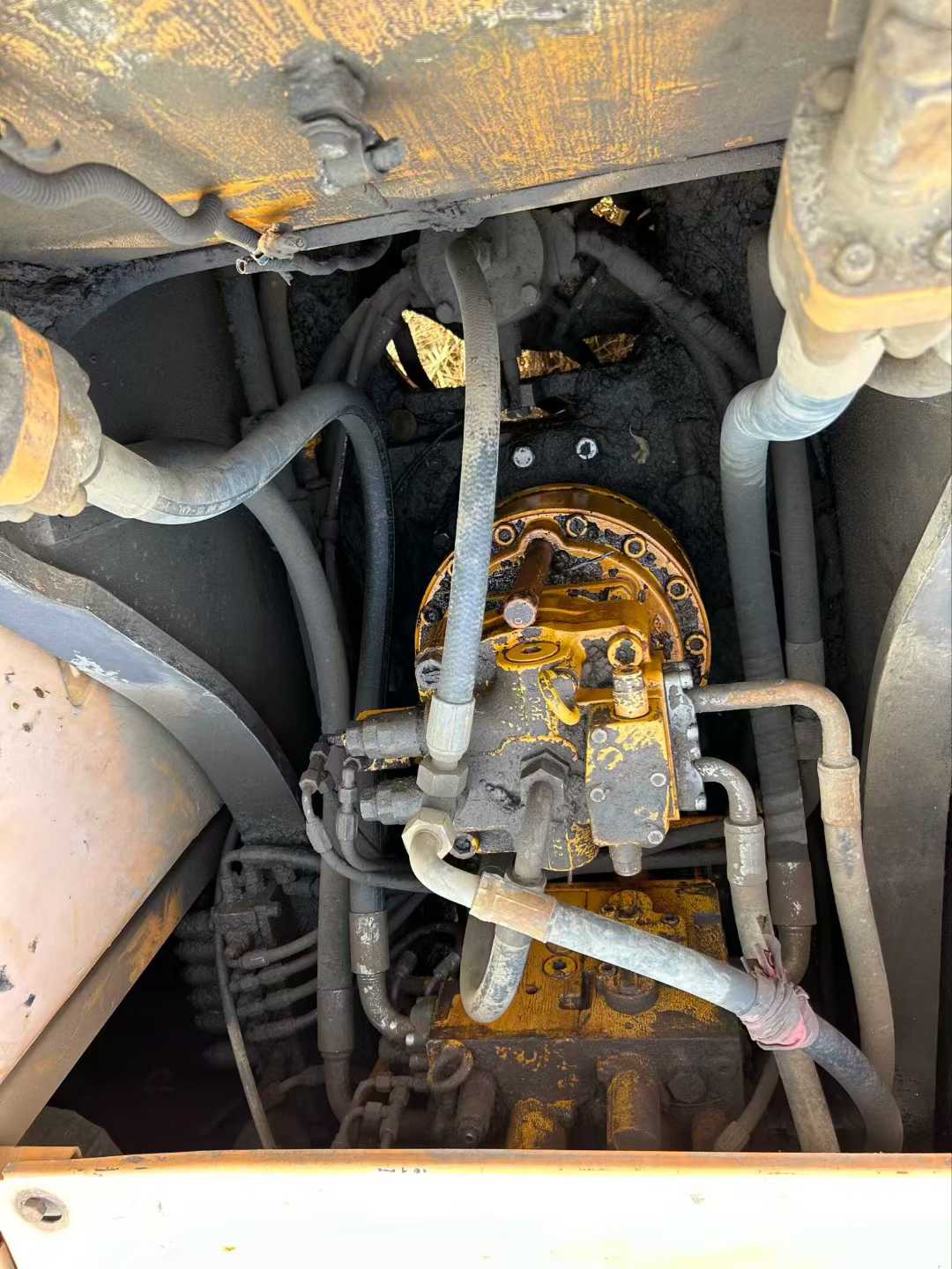 Used Sany SY215W Excavator 2016 Model / 3