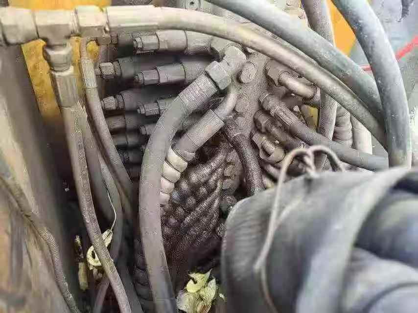 Used XCMG XE85GF Excavator 2016 Model / 3