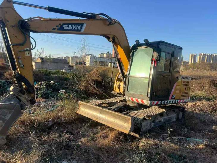Buy Sany SY75 Used Excavator / 1