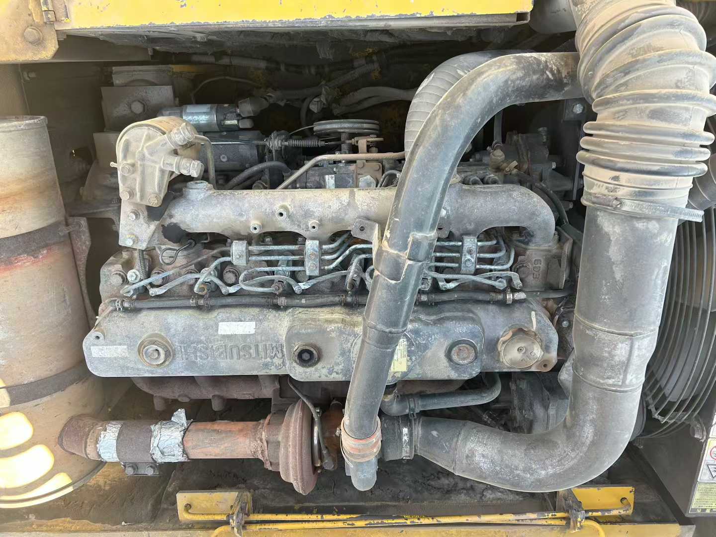 Used Kato HD820 Excavator 2016 Model / 8