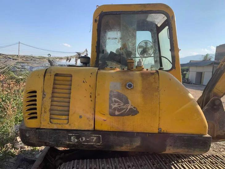 Buy Hyundai HX60 Used Excavator / 1