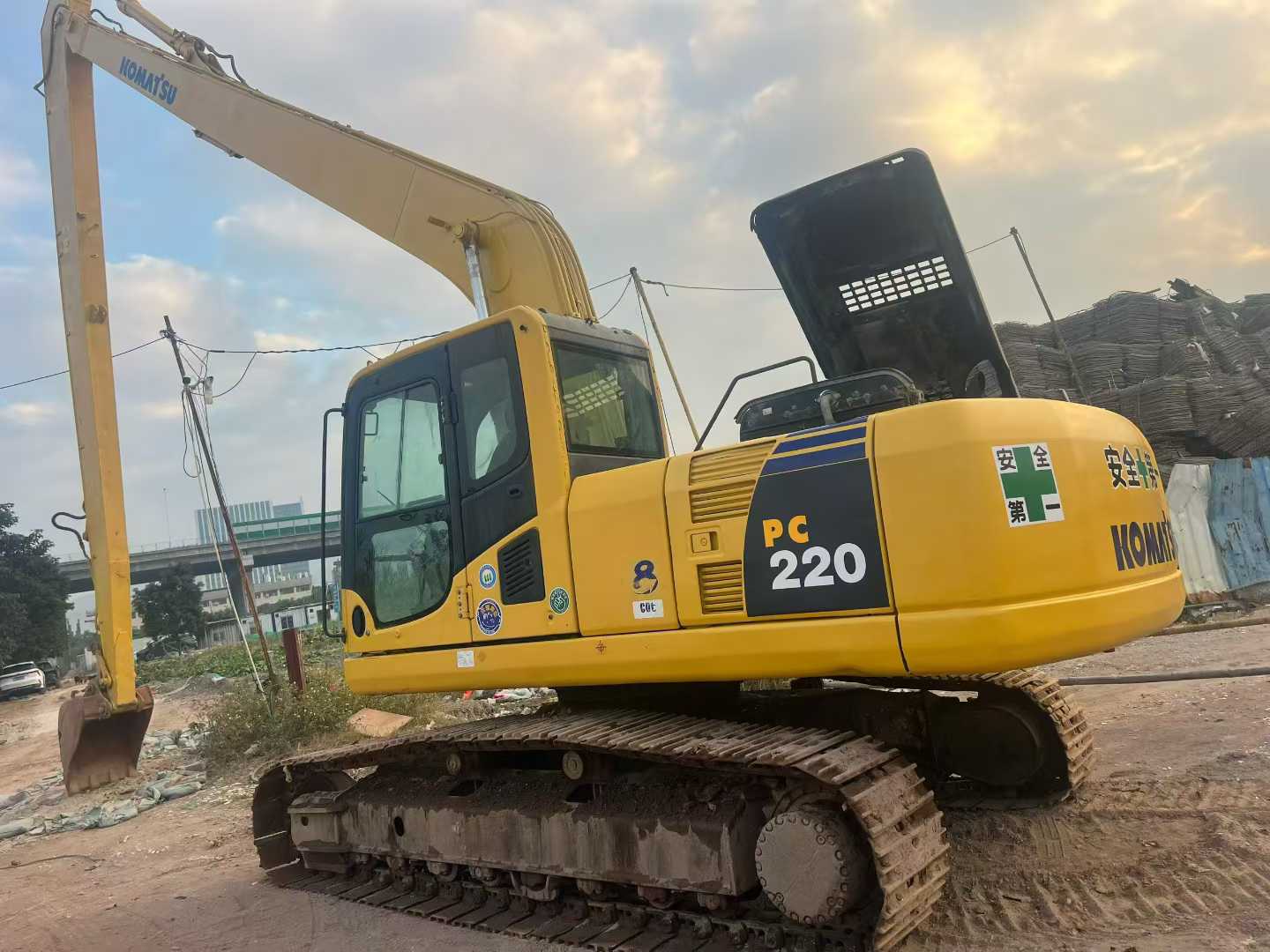 Used Komatsu PW220-7 Excavator 2016 Model / 2