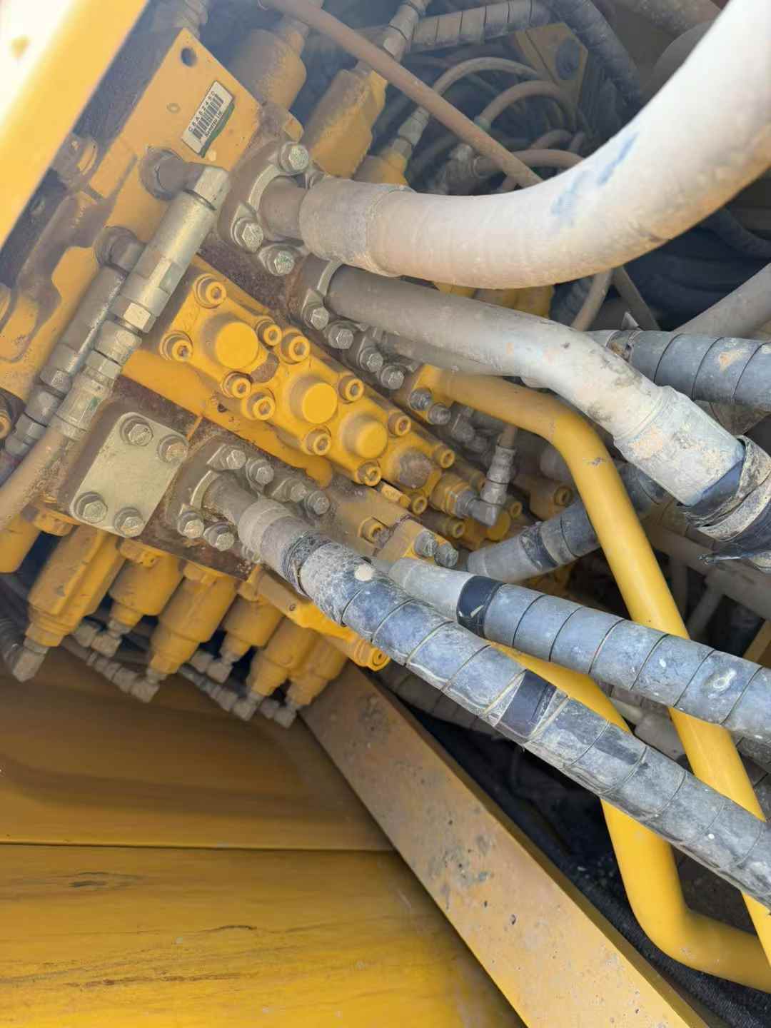 Used Komatsu PC200 Excavator 2020 Model / 6