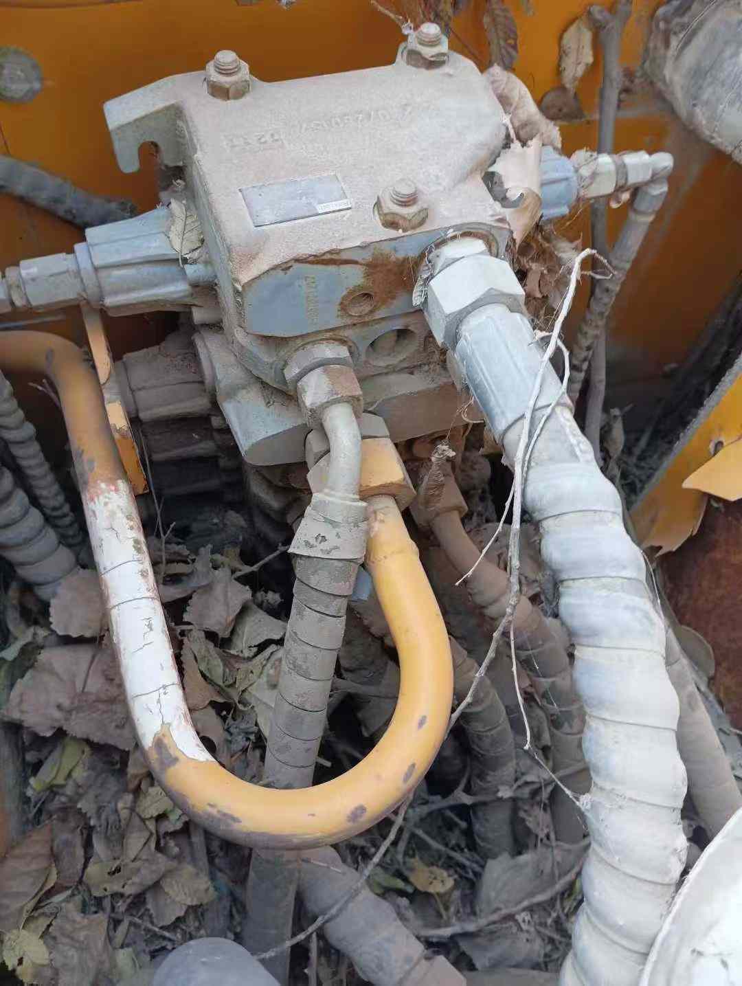 Used Sany SY65W Excavator 2011 Model / 6