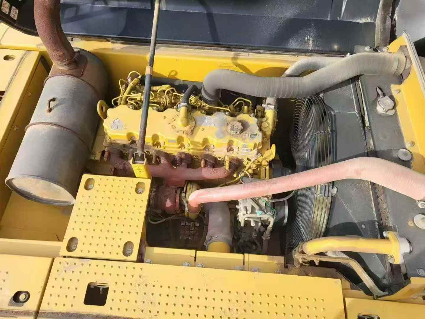 Used Caterpillar 330L Excavator 2016 Model / 6