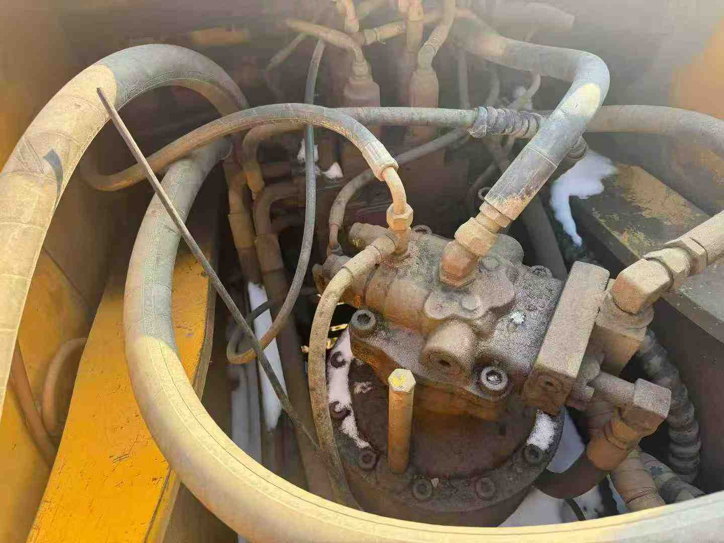 Used Hyundai R335-7 Excavator 2016 Model / 5