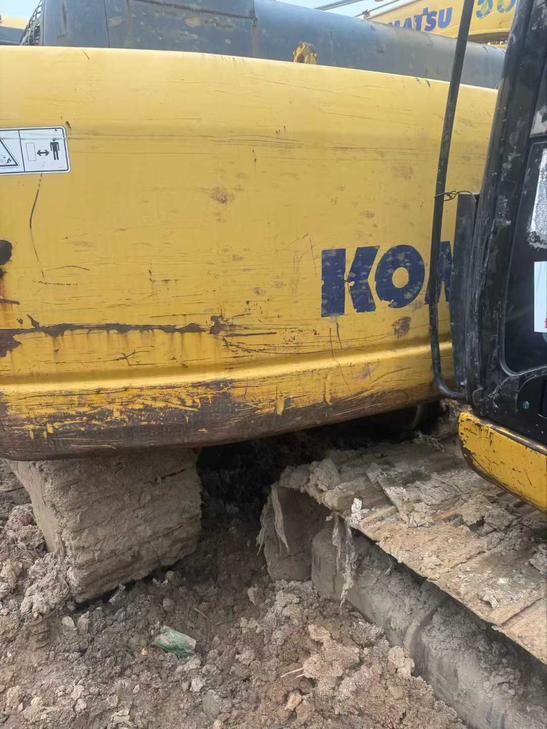 Buy Komatsu PC60-7 Used Excavator / 1
