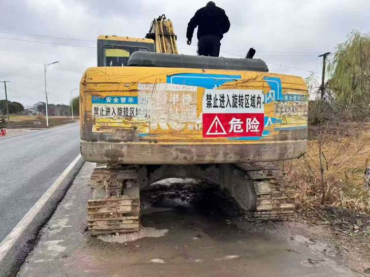 Buy Komatsu PW200-7 Used Excavator / 1