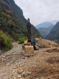 Buy Volvo EW210C Used Excavator / 5 Used Volvo EW210C Excavator 2014 Model / 5