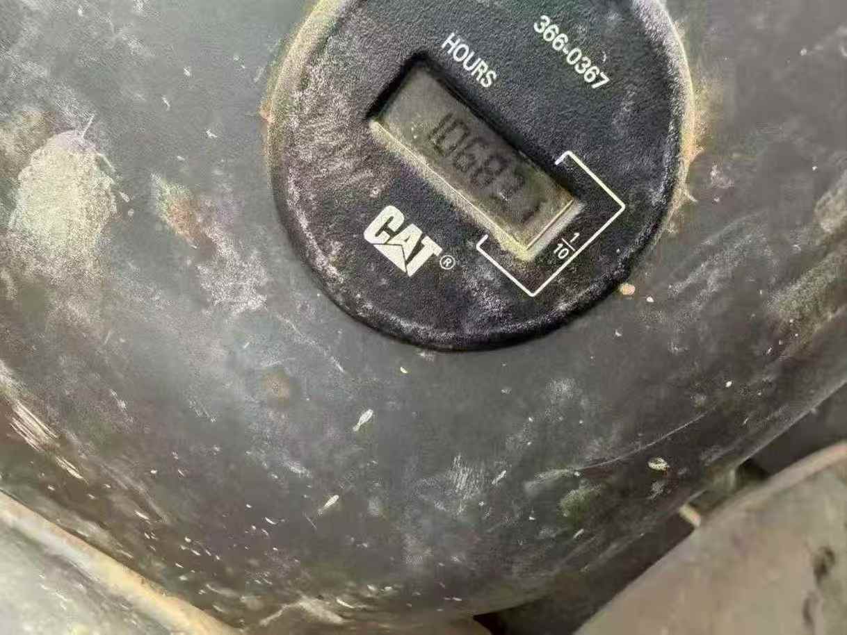 Used Caterpillar 330L Excavator 2016 Model / 7