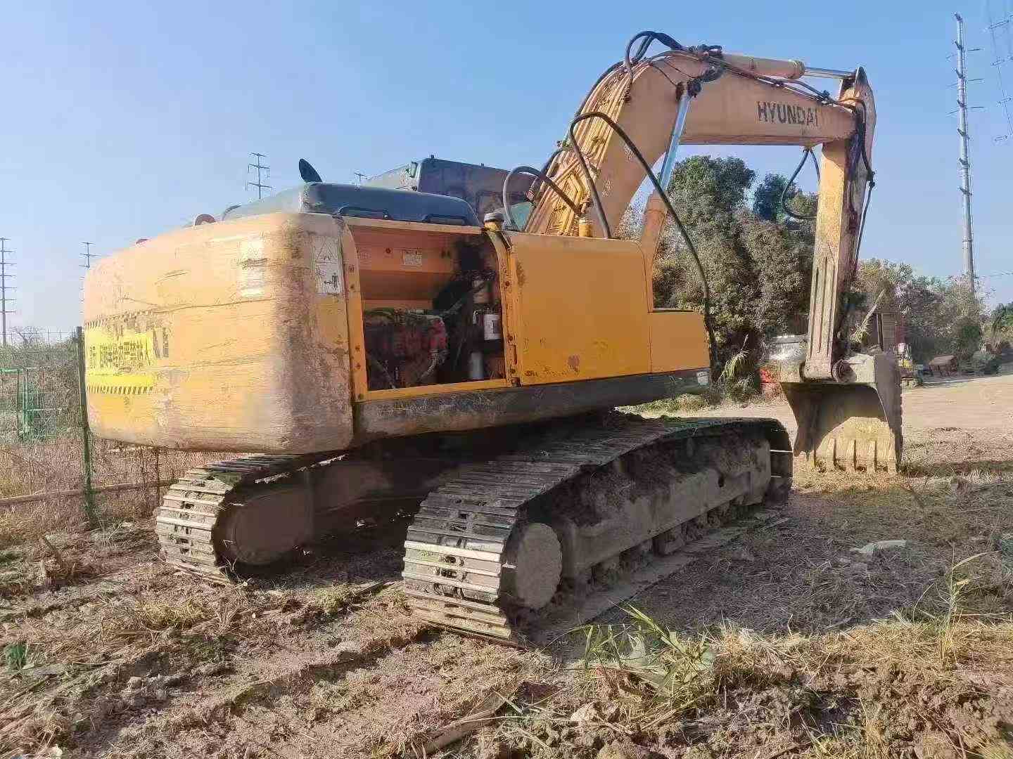 Used Hyundai R215-7C Excavator 2014 Model / 5