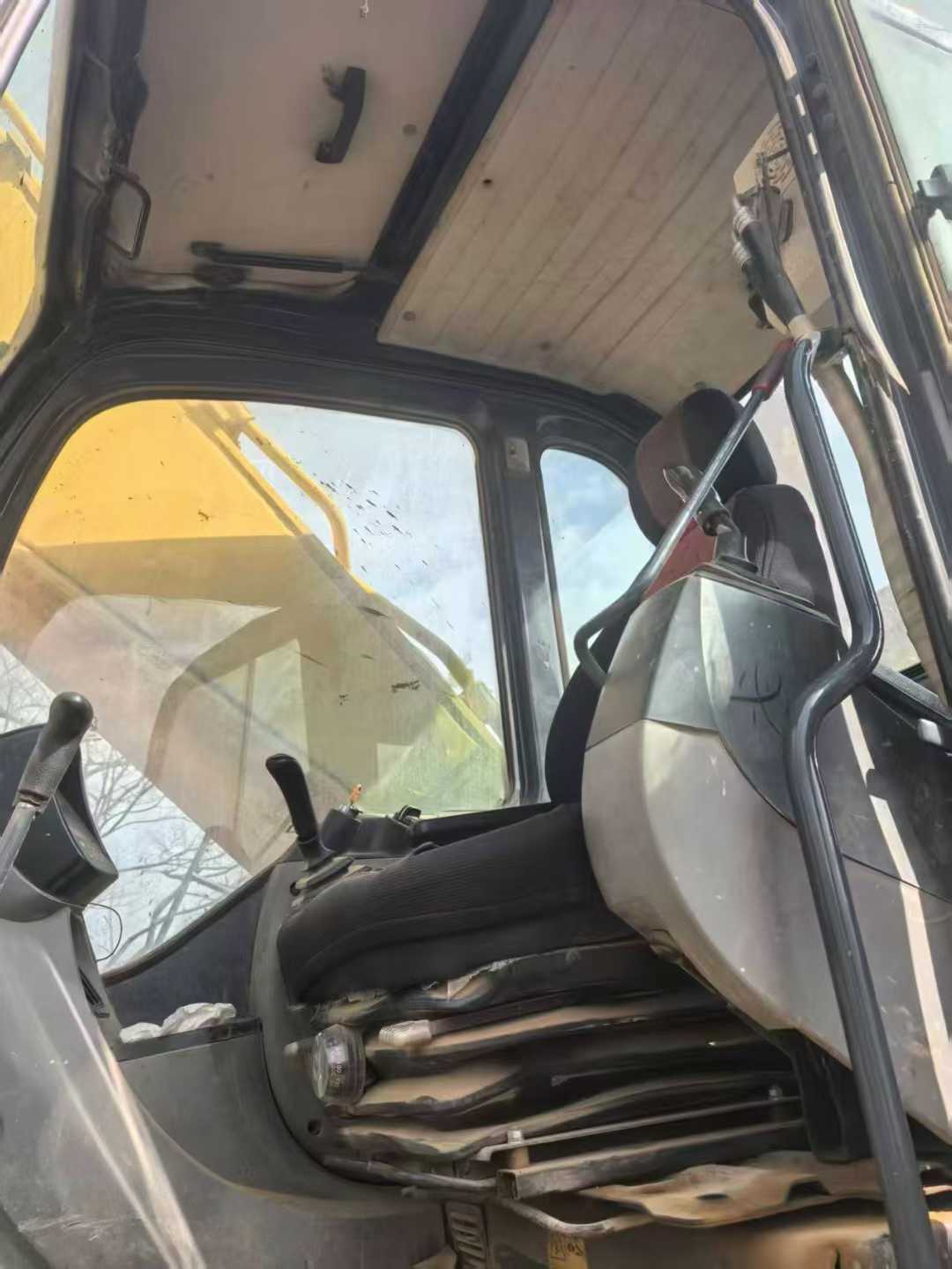 Used Kobelco SK350LC SuperX Excavator 2016 Model / 9