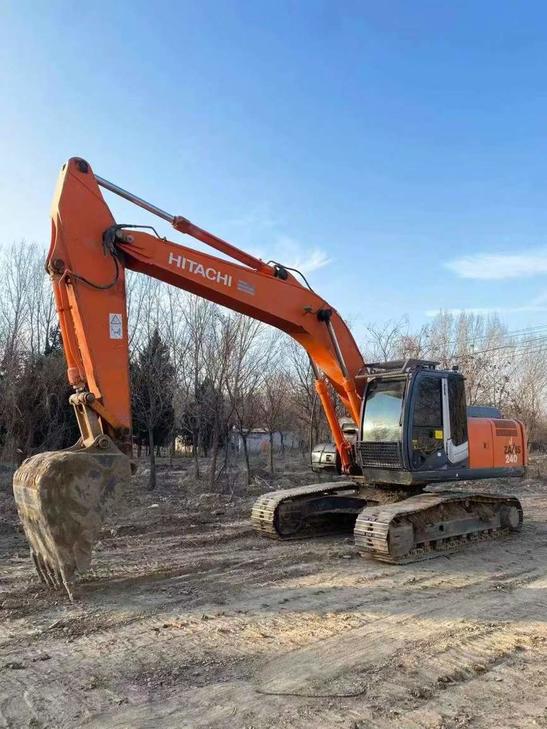 Buy Hitachi ZX240 Used Excavator / 1