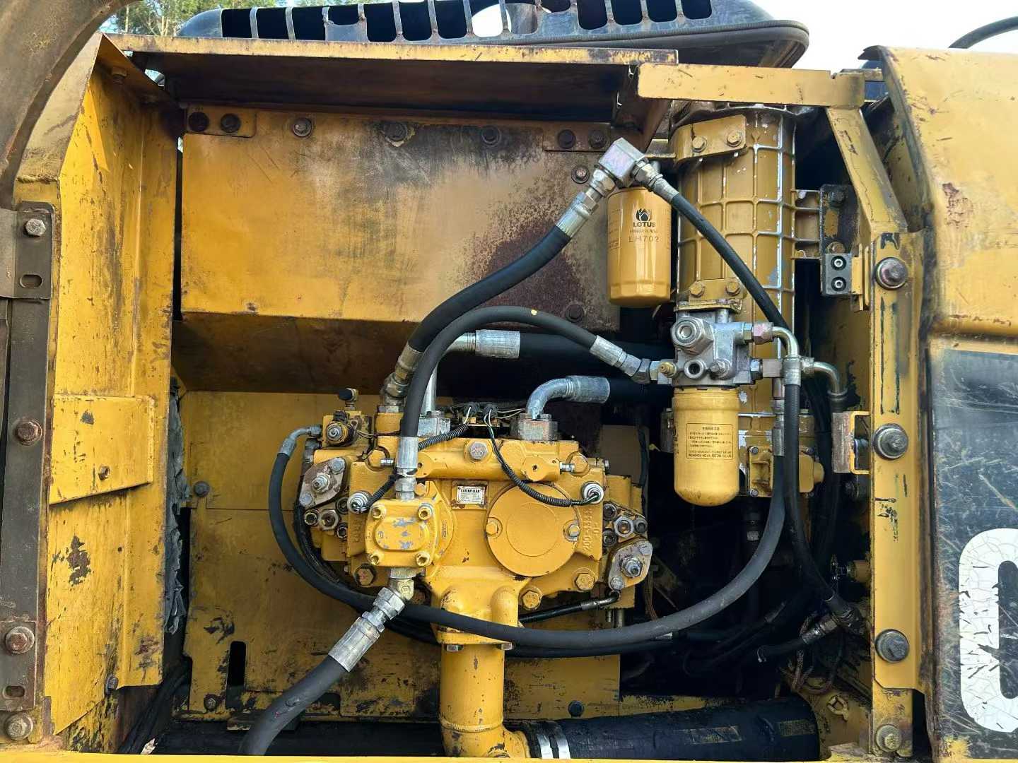 Used Caterpillar 320D Excavator 2016 Model / 7