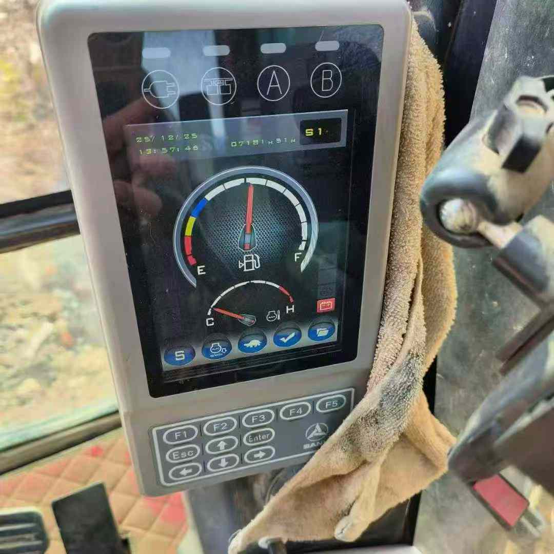 Used Sany SY135 Excavator 2020 Model / 8