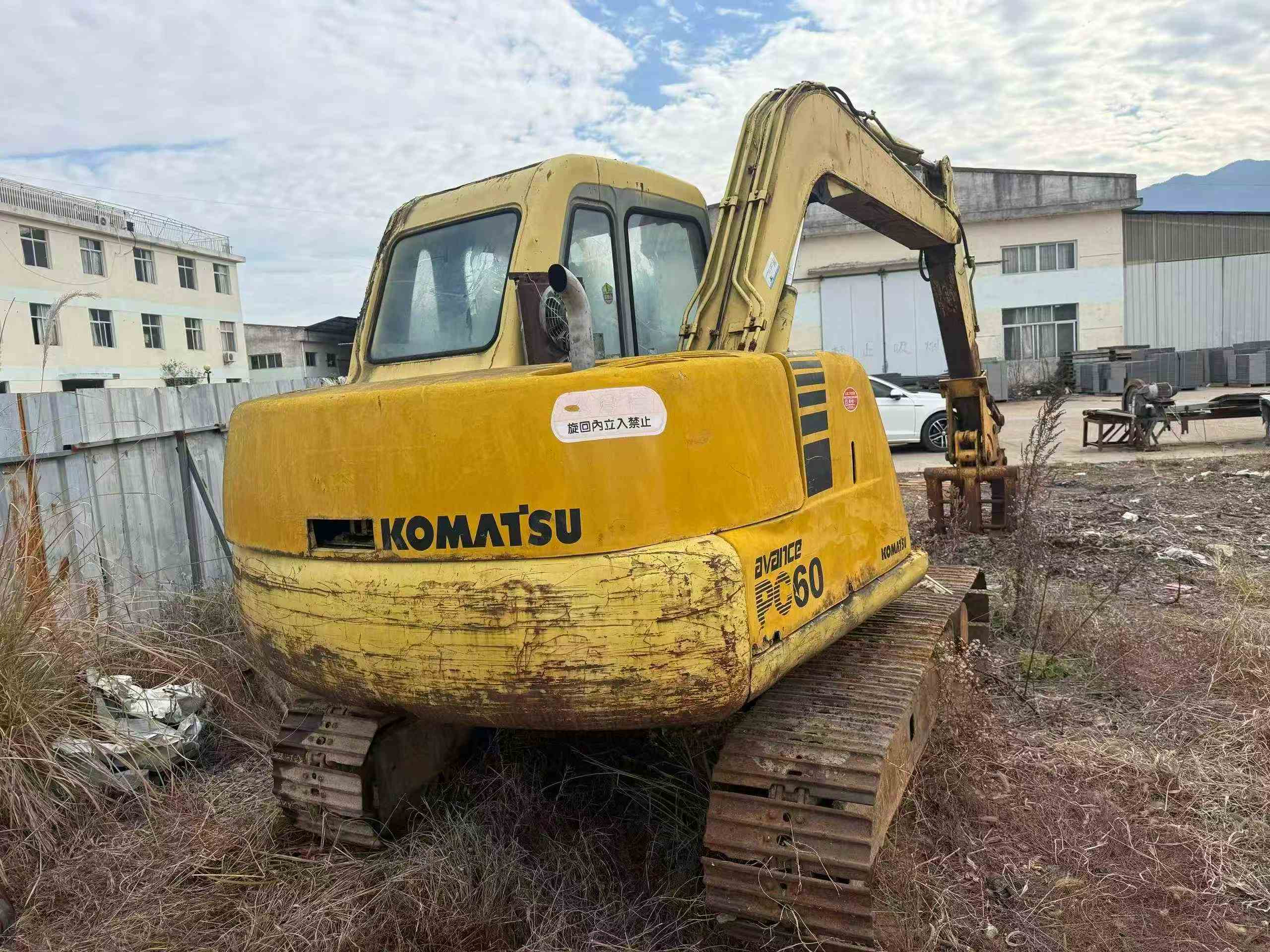 Used Komatsu PC60-7 Excavator 2016 Model / 3