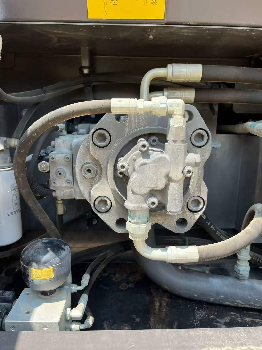 Used Volvo EC60 Excavator 2022 Model / 4