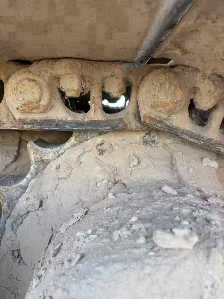 Used Komatsu PC200-8 Excavator 2016 Model / 9