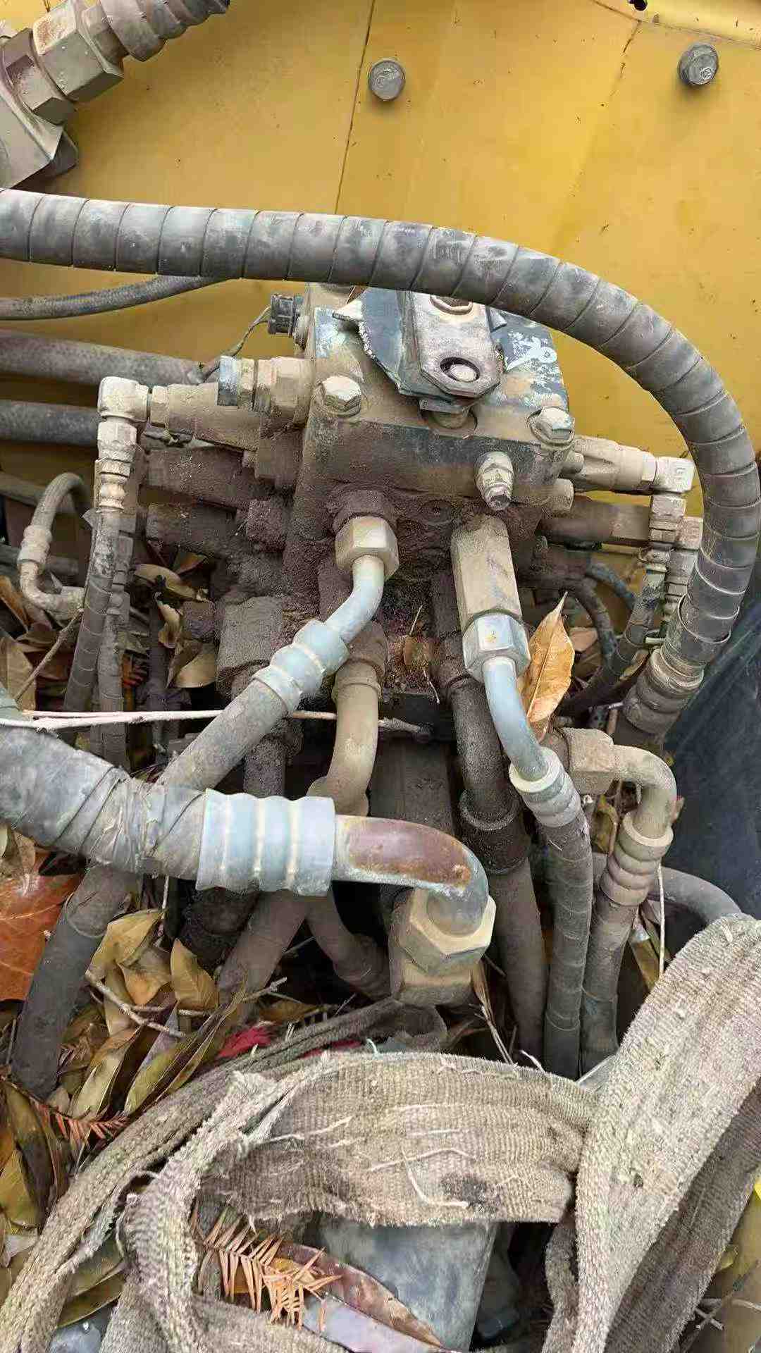 Used Komatsu PC70-8 Excavator 2011 Model / 6