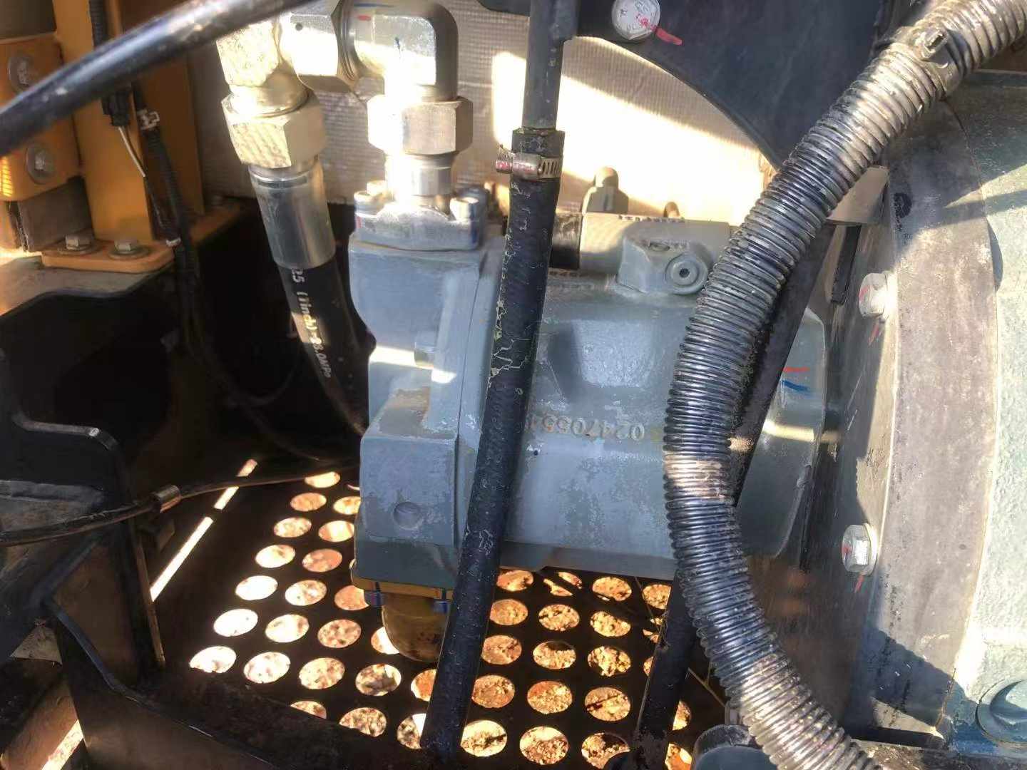 Used Sany SY60 Excavator 2017 Model / 4