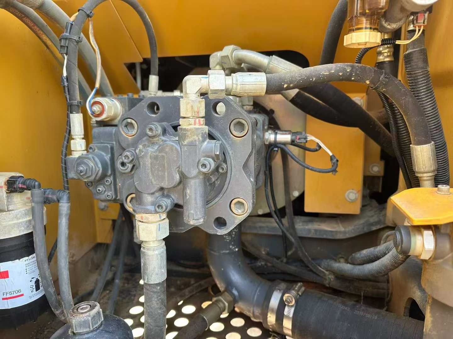 Used XCMG XE135GA Excavator 2019 Model / 6