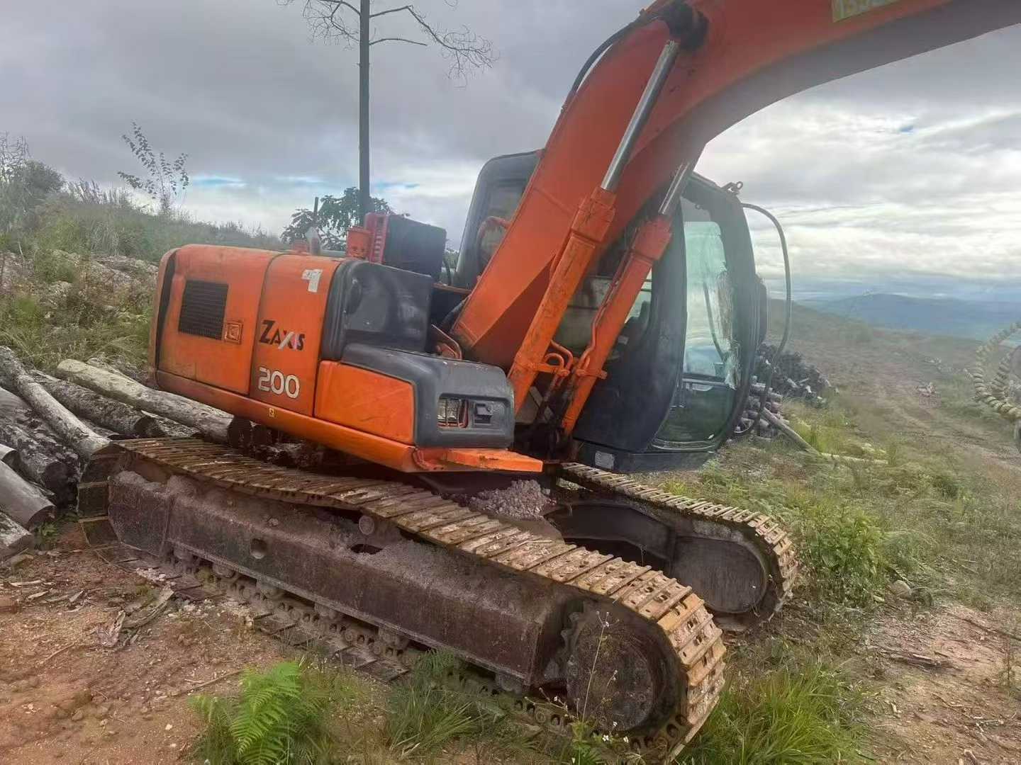 Used Hitachi ZX120 Excavator 2012 Model / 2