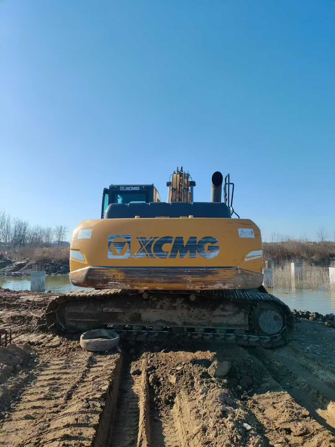 Used XCMG XE215 Excavator 2020 Model / 3