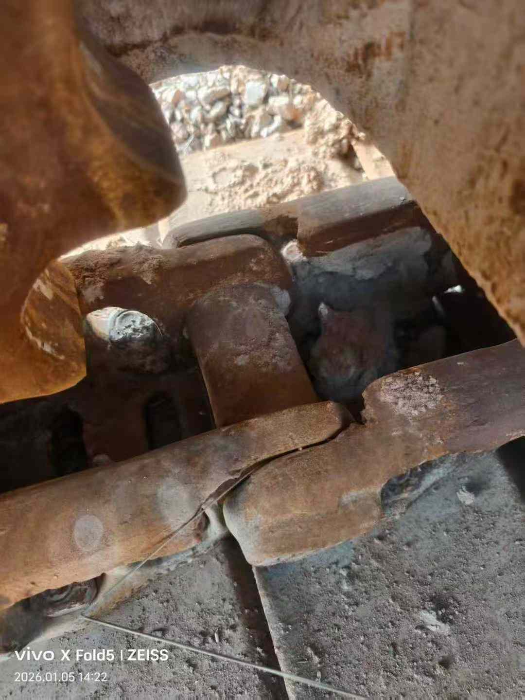 Used Hyundai R385LVS Excavator 2017 Model / 9