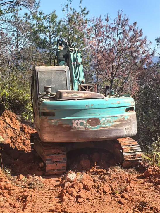 Buy Kobelco SK130-8 Used Excavator / 1
