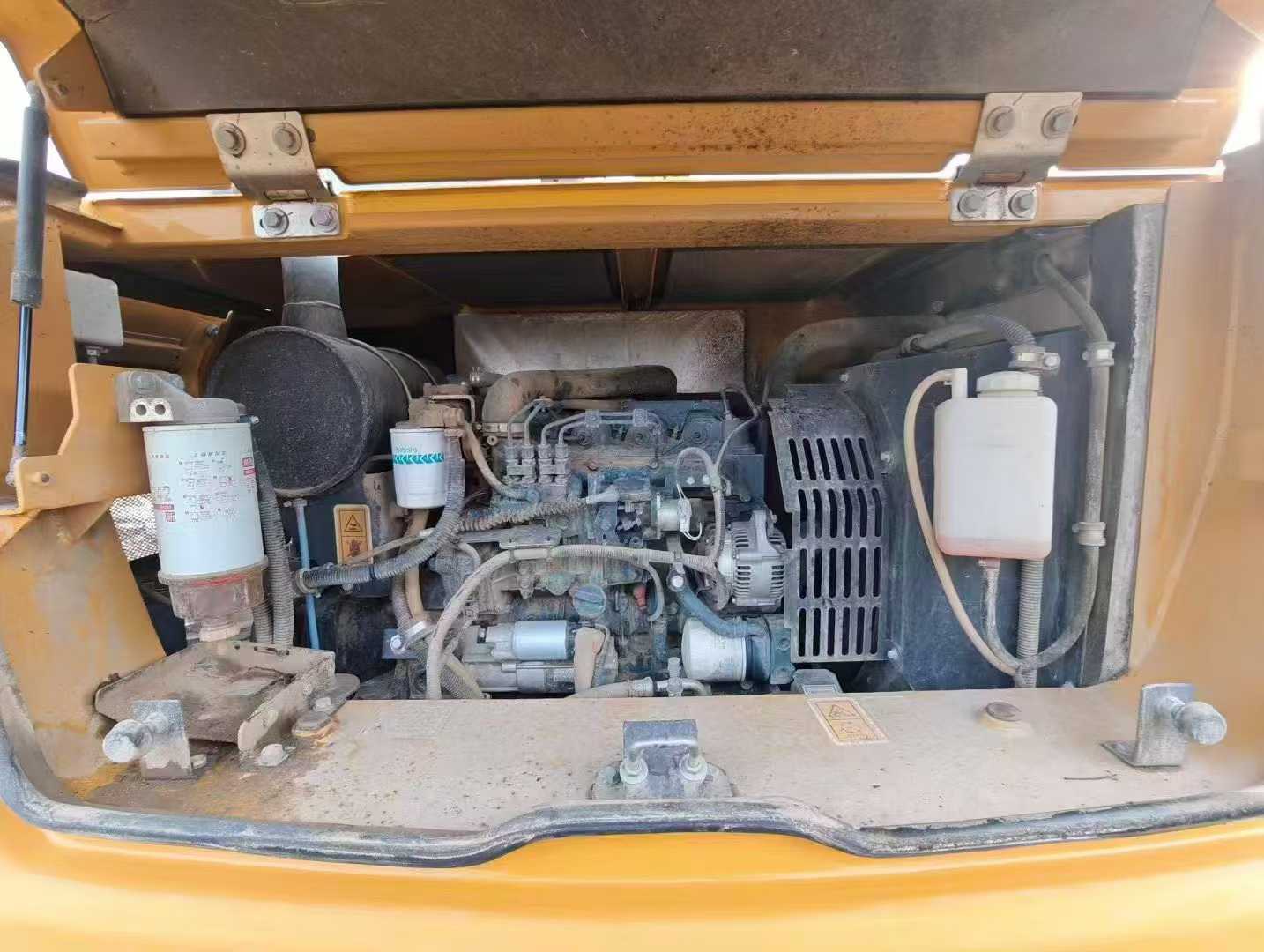 Used XCMG XE75WD Excavator 2024 Model / 4