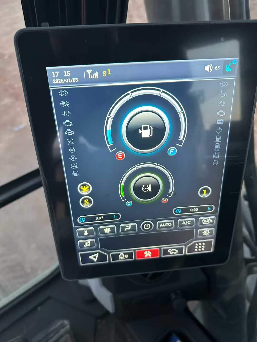 Used Sany SY205H Excavator 2022 Model / 7