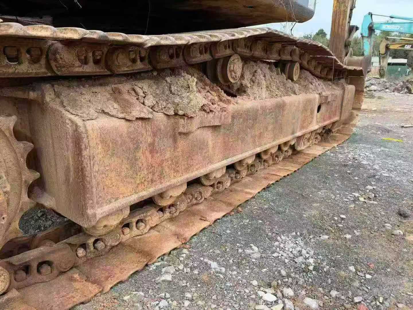 Used Hyundai R335-7 Excavator 2016 Model / 4