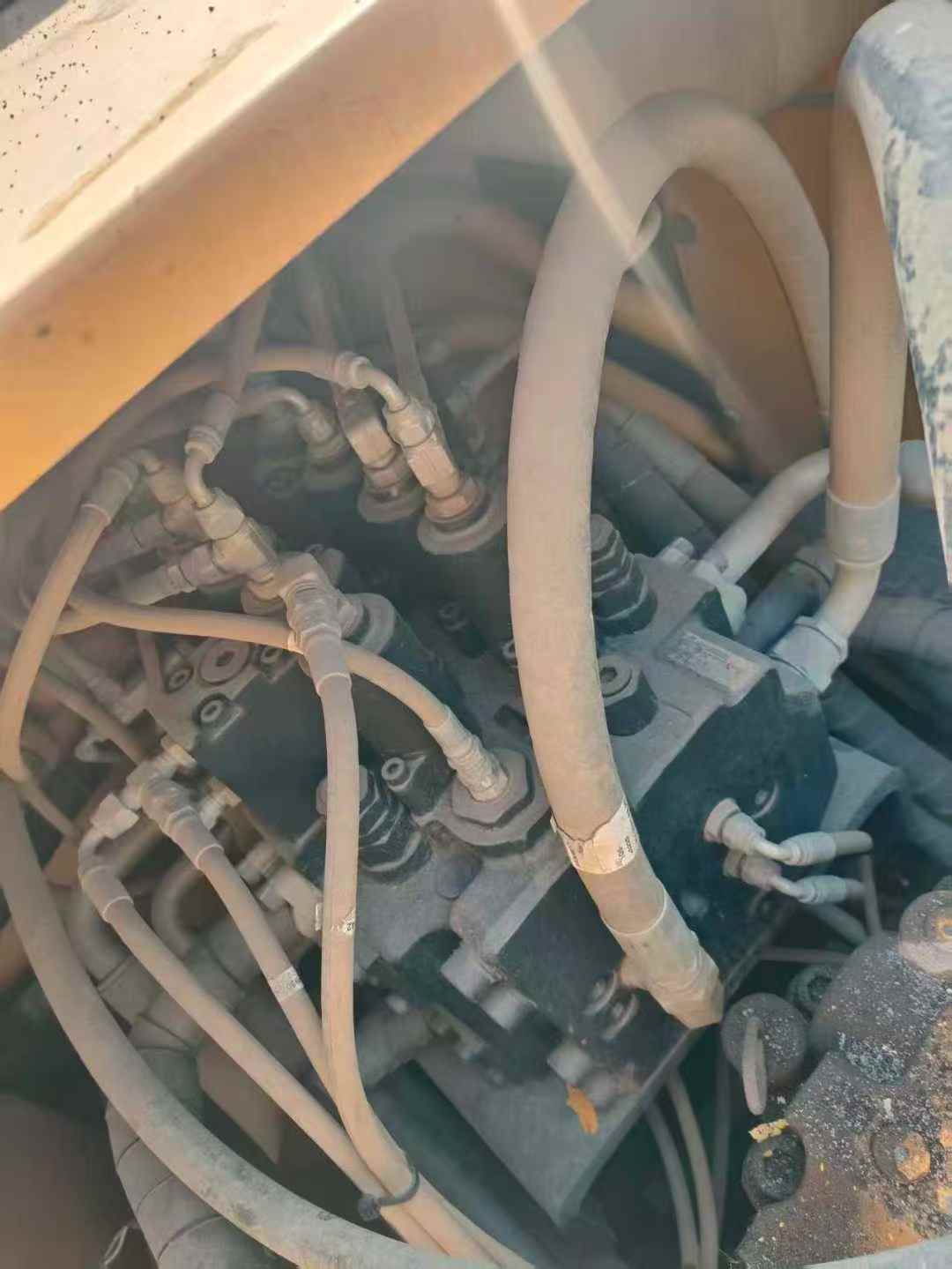 Used Hyundai R 60VS Excavator 2021 Model / 5