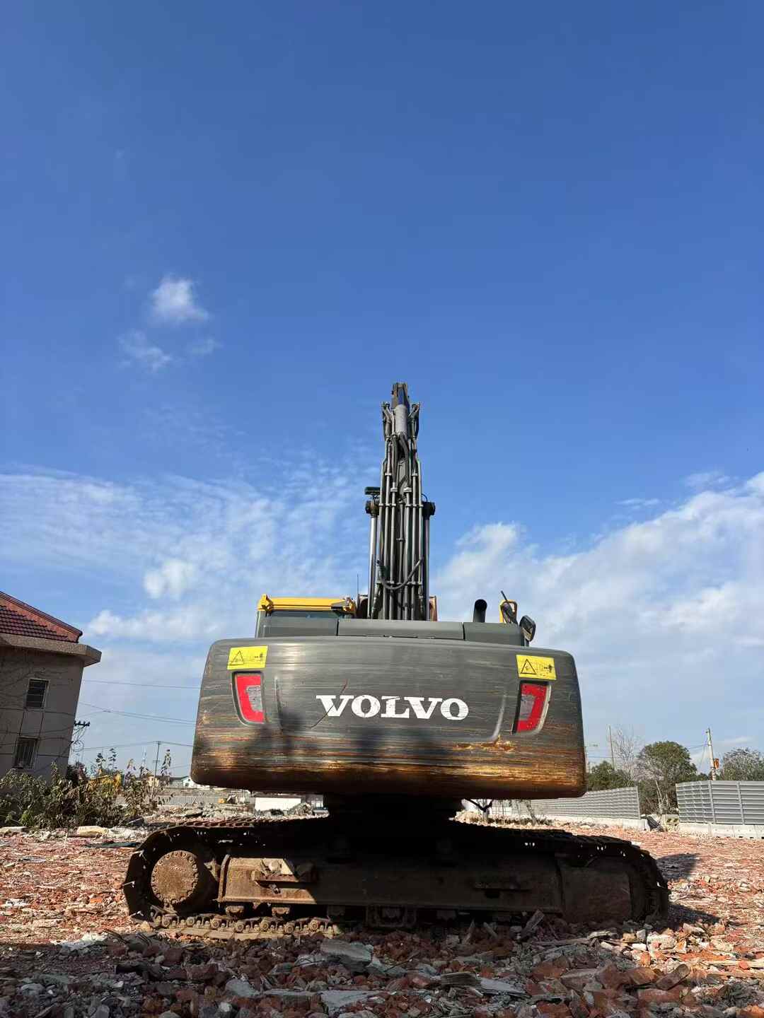 Used Volvo EC200 Excavator 2020 Model / 4