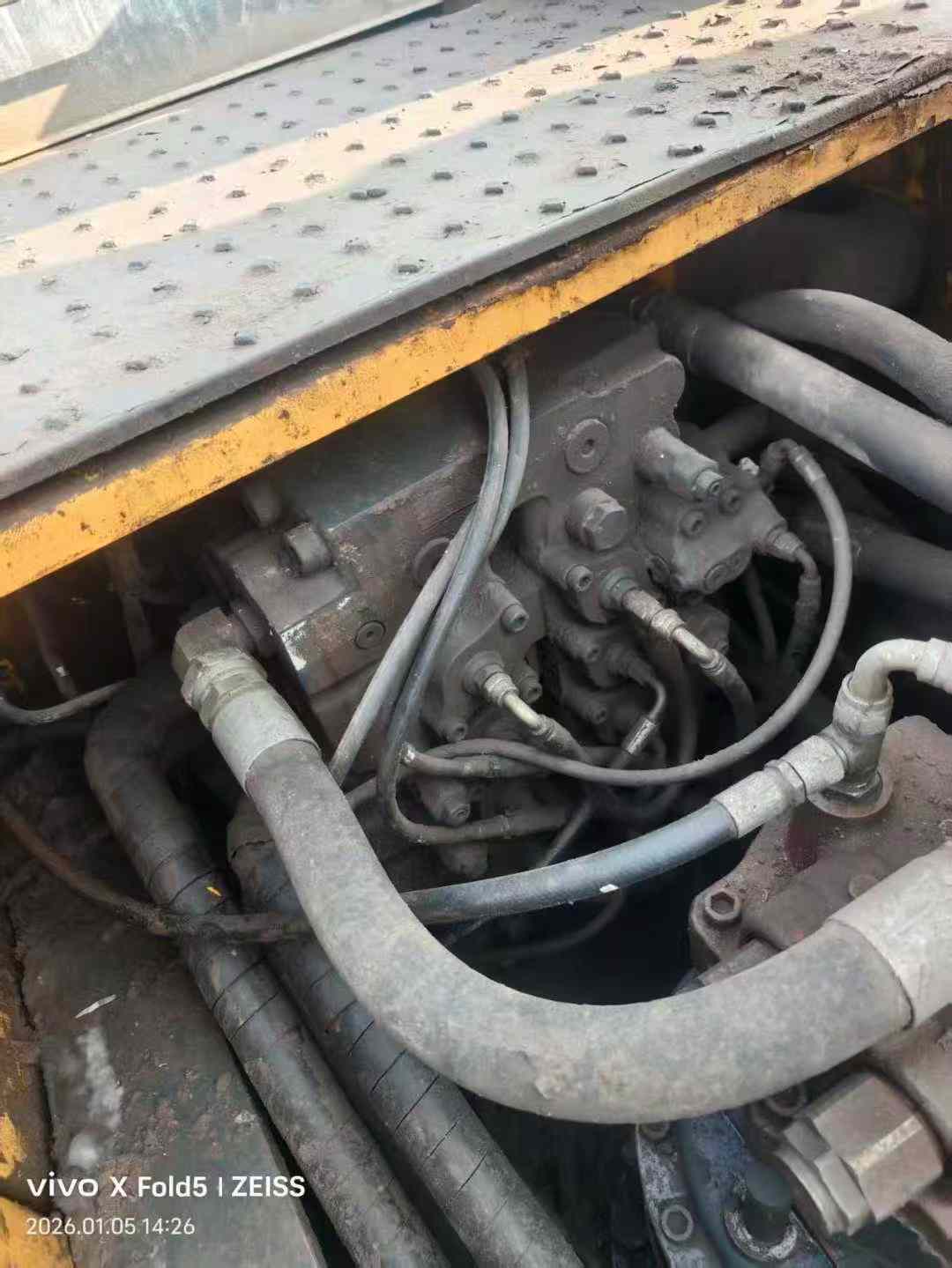 Used Hyundai R385LVS Excavator 2017 Model / 5