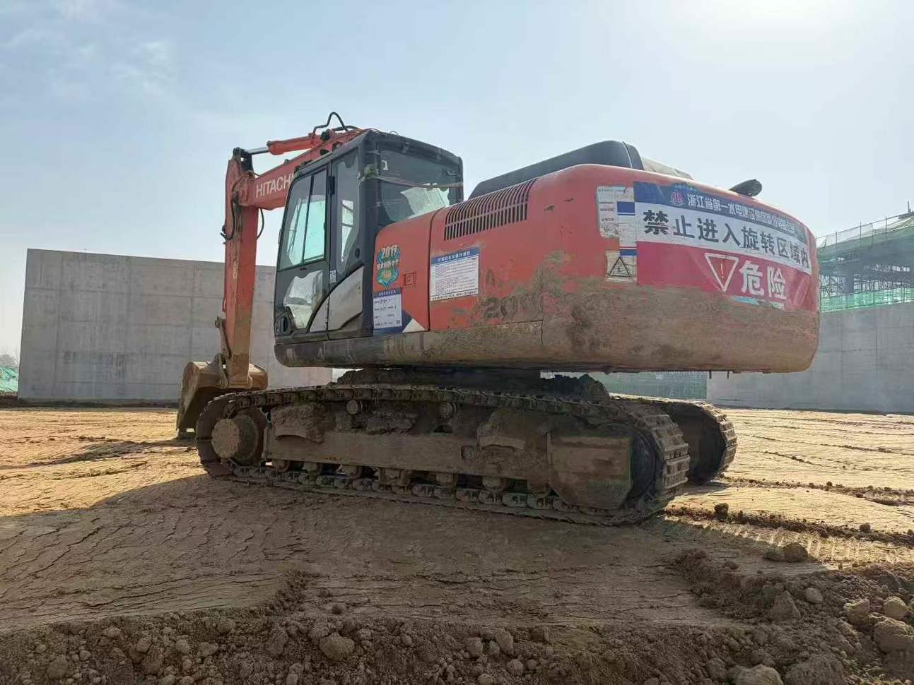 Used Hitachi ZAXIS200 Excavator 2019 Model / 2