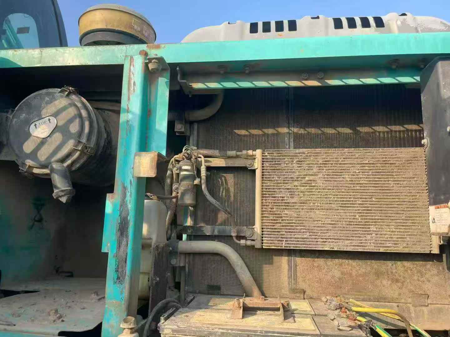 Used Kobelco SK210 Excavator 2011 Model / 8