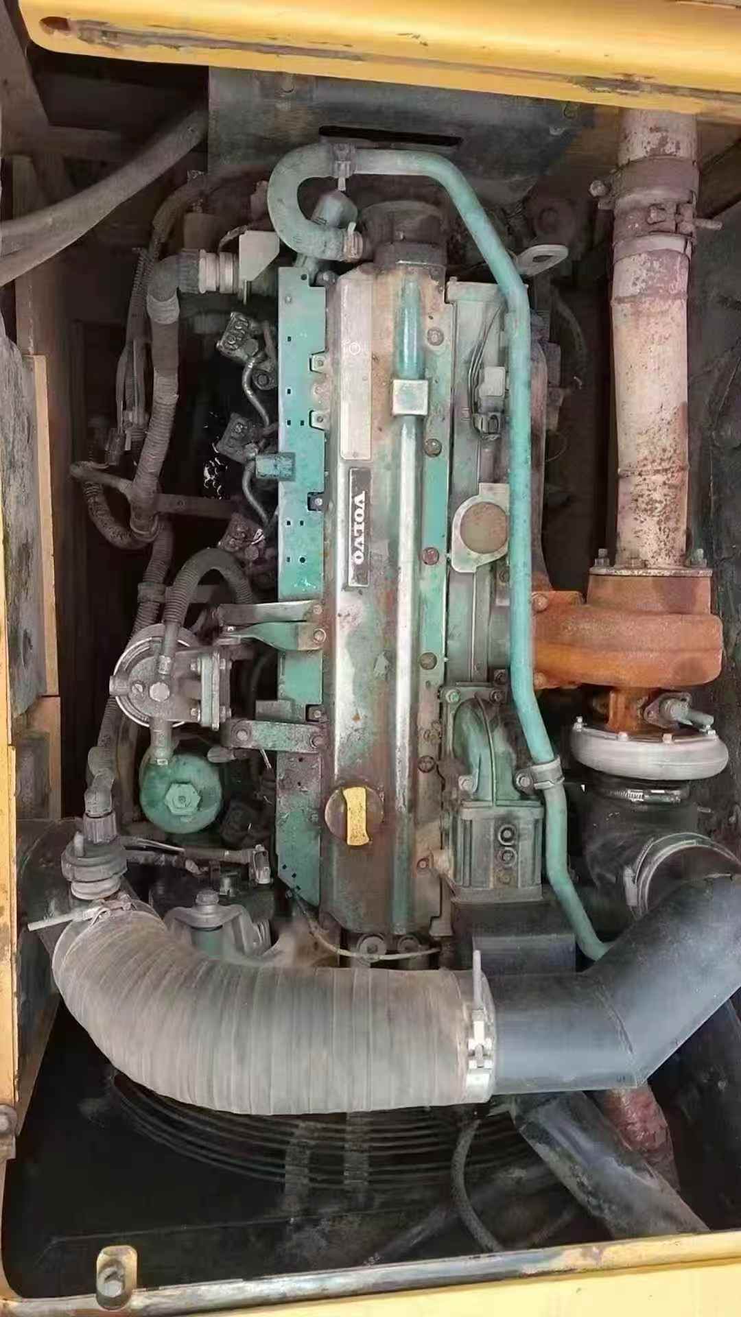 Used Volvo EW200B Excavator 2016 Model / 4