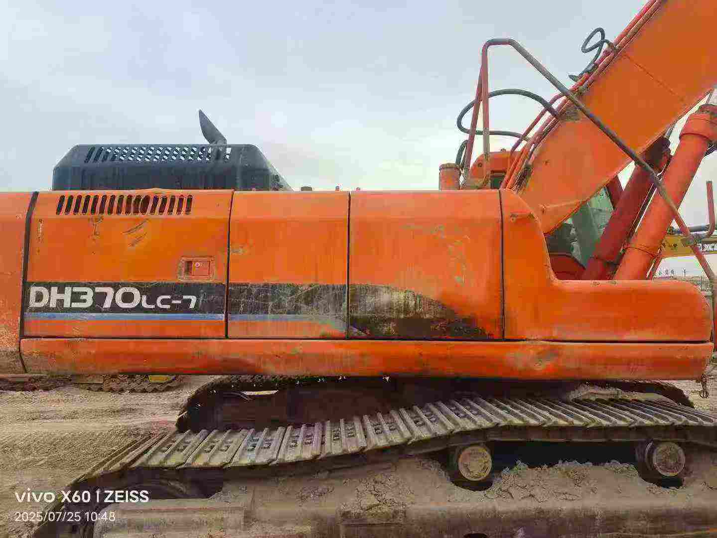 Used Doosan DH70 Excavator 2011 Model / 9