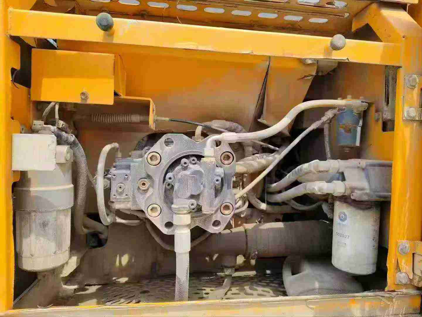 Used Sany SY235H Excavator 2015 Model / 9