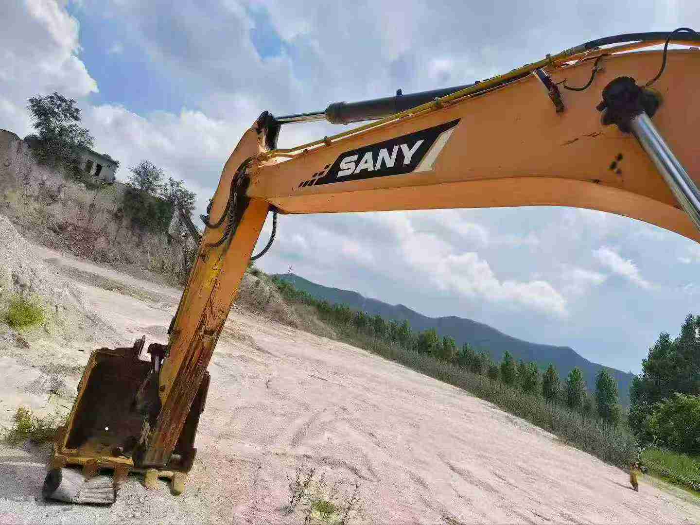 Used Sany SY235H Excavator 2015 Model / 2