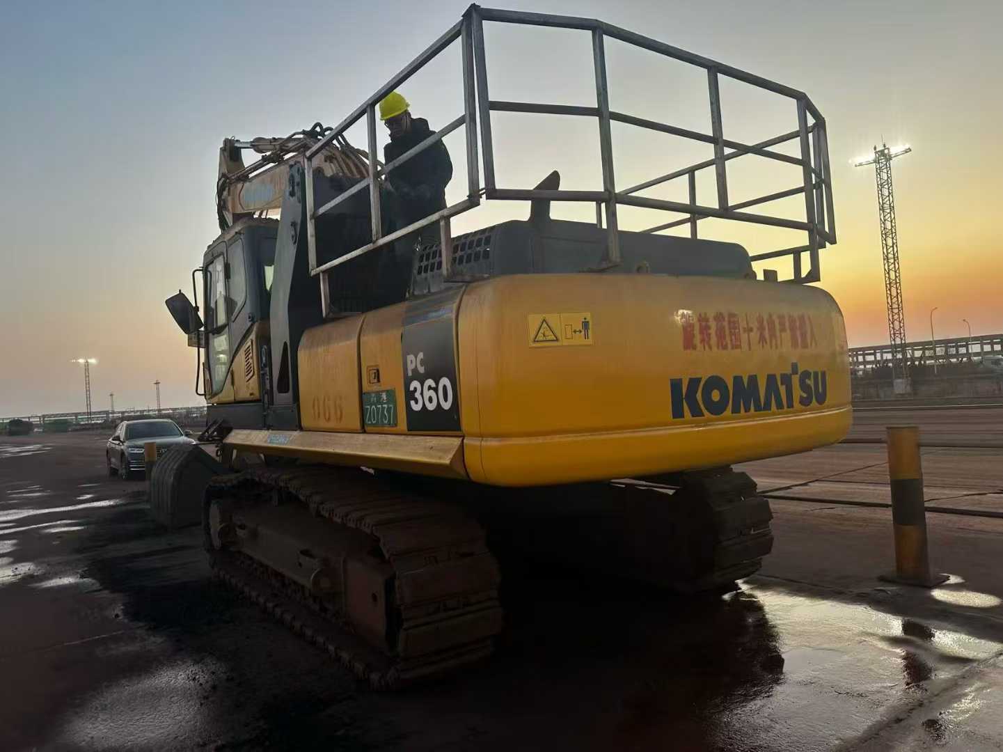 Used Komatsu PC60-7 Excavator 2016 Model / 8